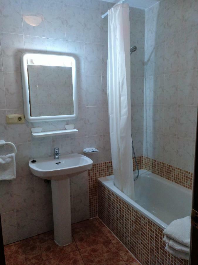 Hostal Buena Vista Vejer de la Frontera Exteriör bild